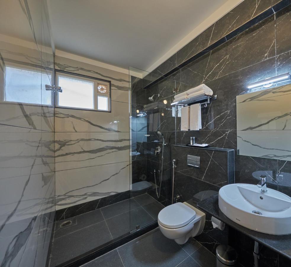 Regenta Inn 4Th Block Koramangala บังกาลอร์ ภายนอก รูปภาพ